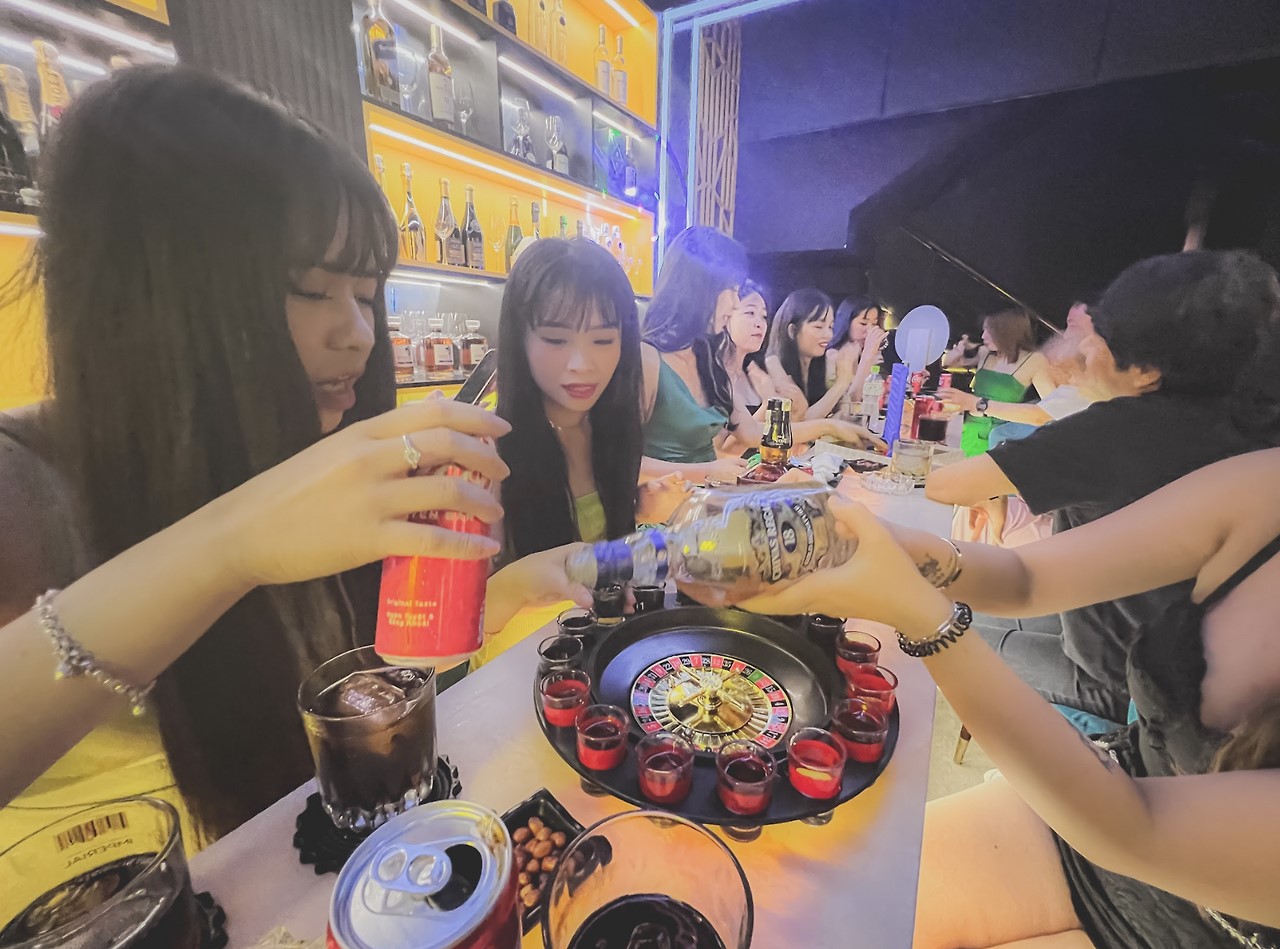 라오스유흥